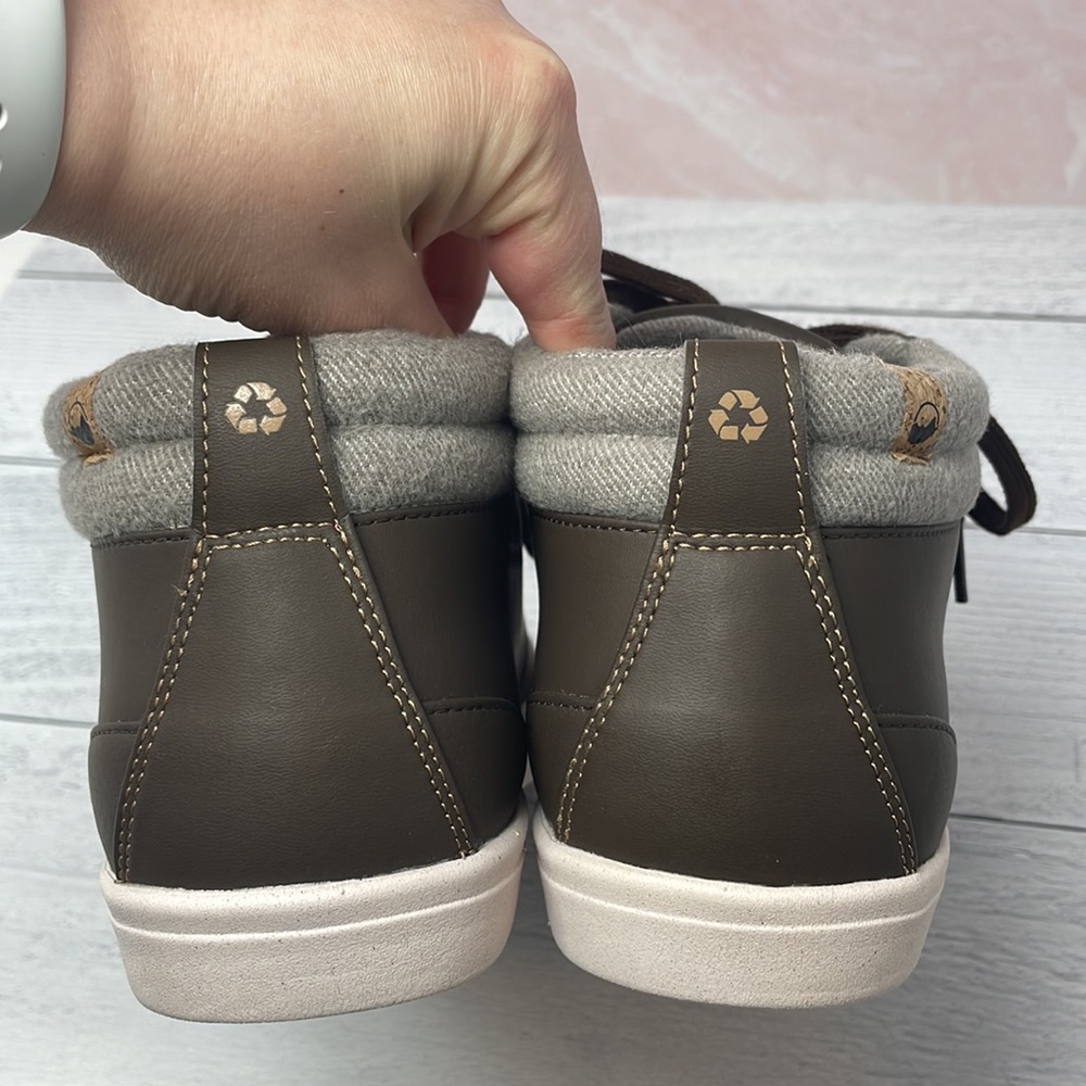 Saola Niseko II Lace Up Shoes in Chocolate 11 O2 - Picture 6 of 11